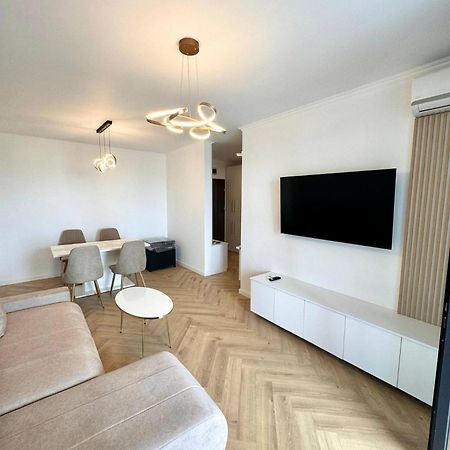 Lake View Luxury Apartament Cluj-Napoca Exterior photo